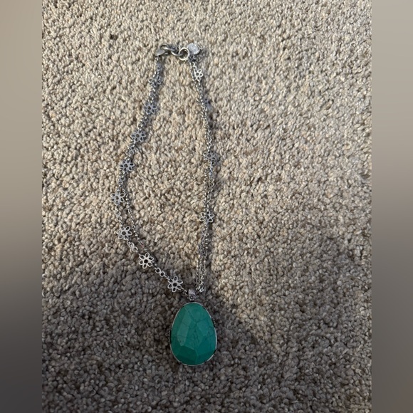 Jessica Simpson Jewelry - Vintage Jessica Simpson Necklace